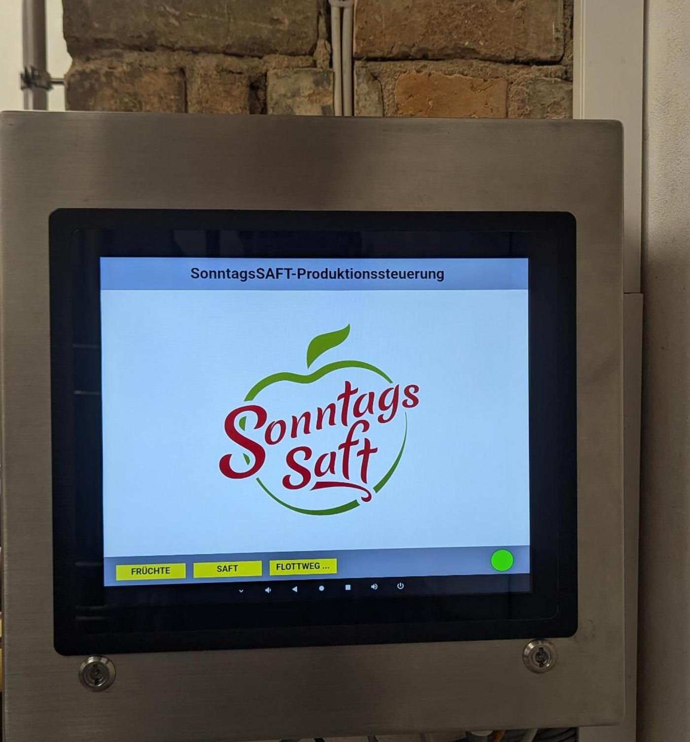 Touchscreen der SonntagsSAFT-Produktionssteuerung